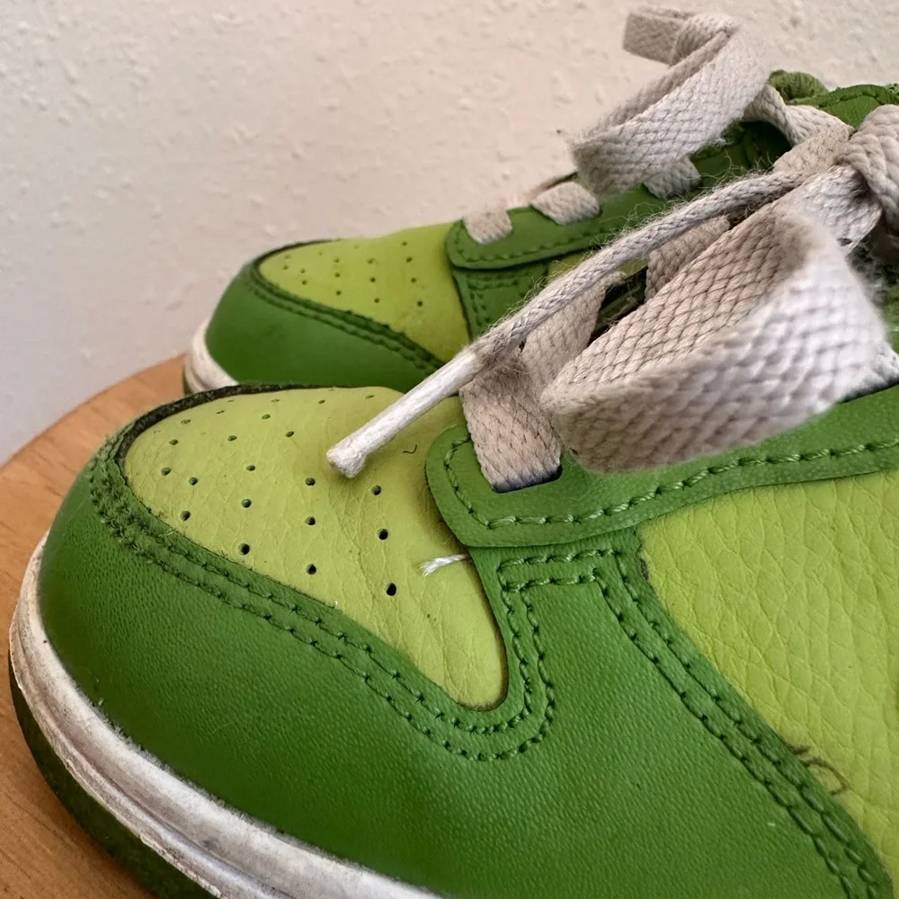 Nike Kids Green and White Low-Top Sneakers